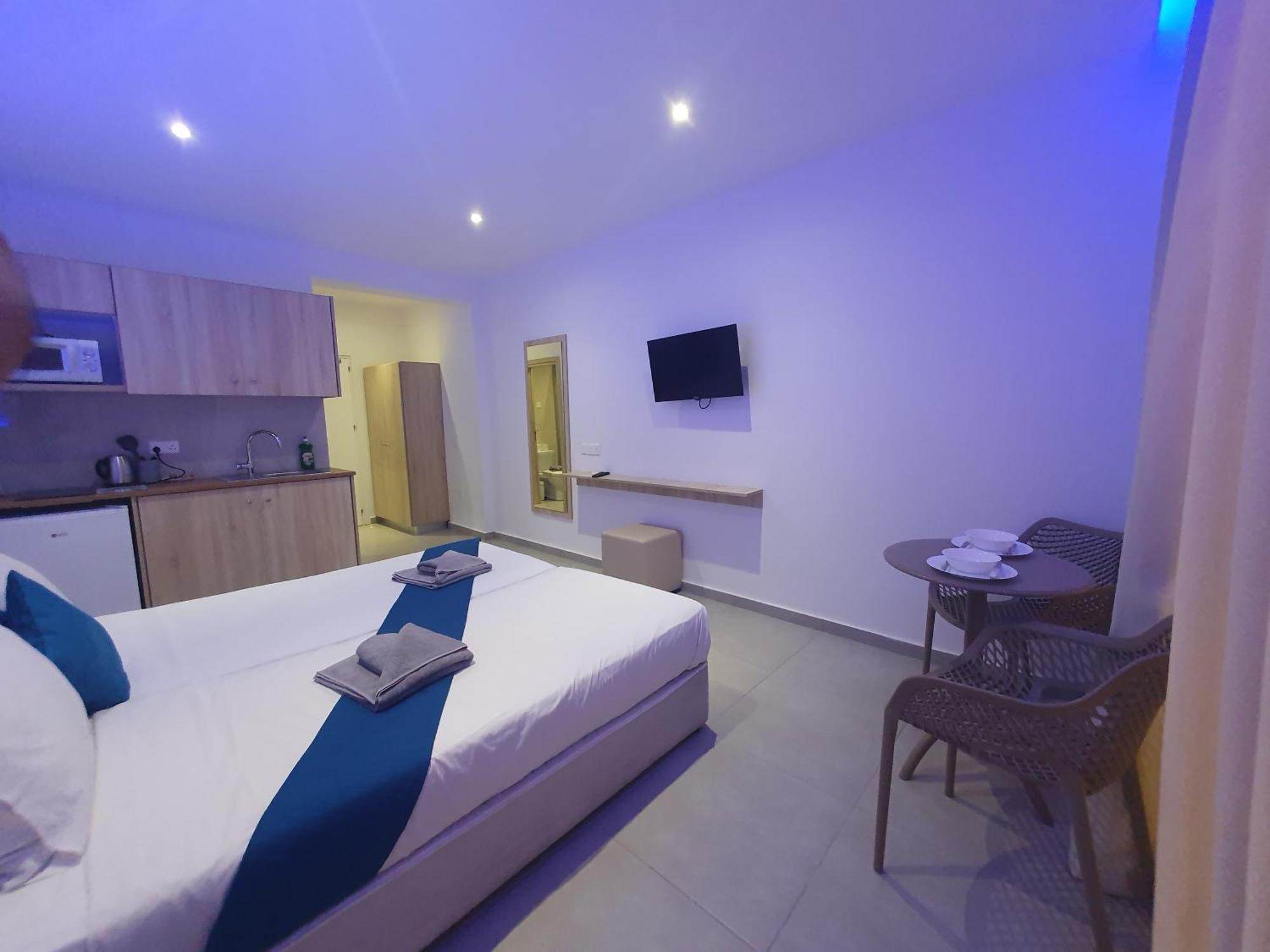 Sun Plaza Suites - Adults Only Ayia Napa Exteriér fotografie