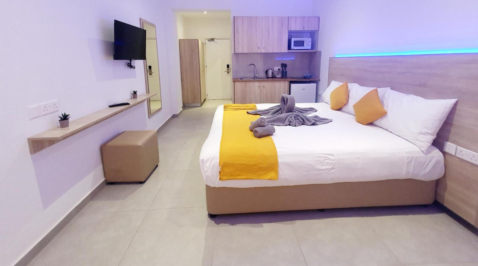 Sun Plaza Suites - Adults Only Ayia Napa Exteriér fotografie