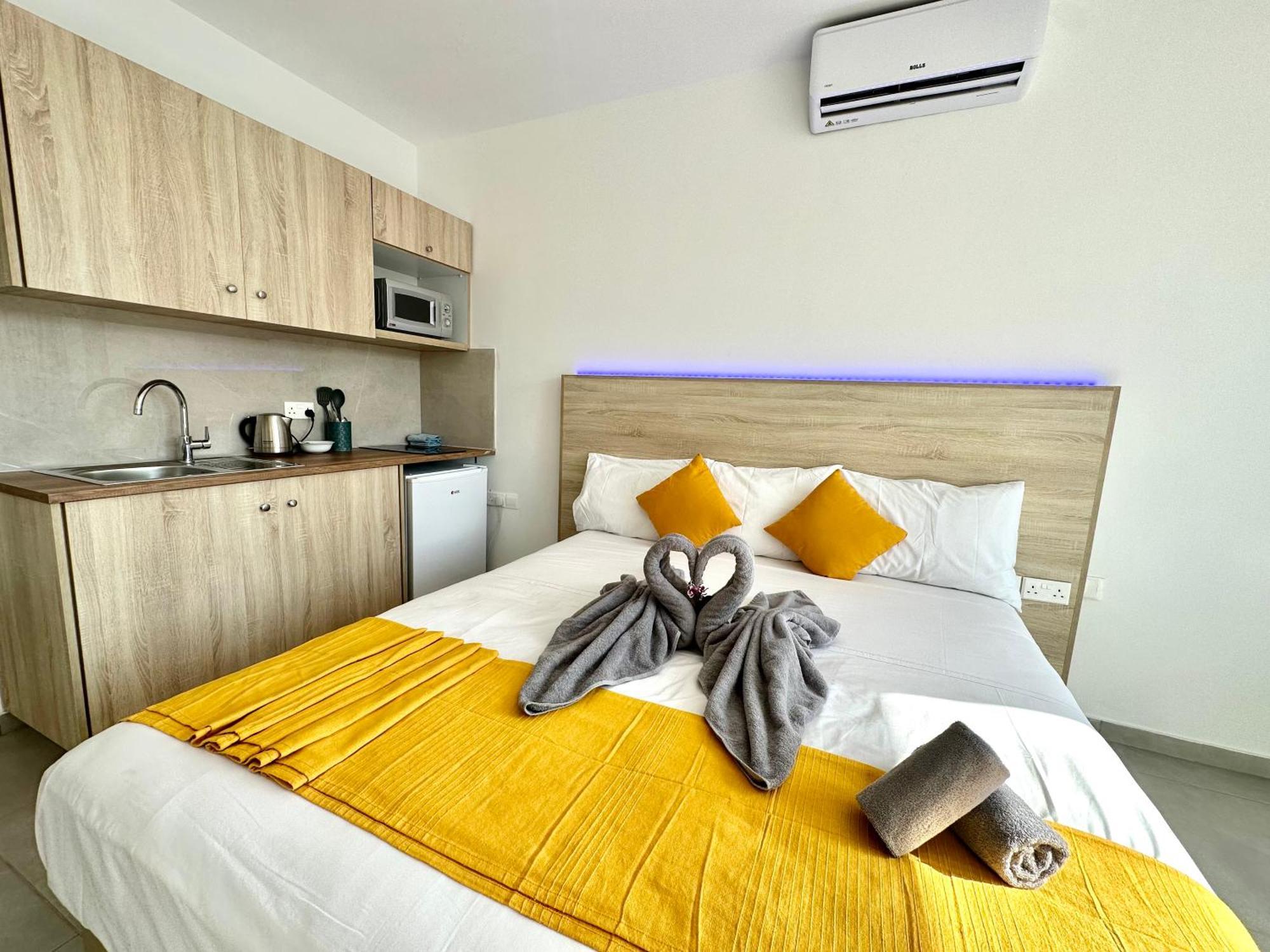 Sun Plaza Suites - Adults Only Ayia Napa Exteriér fotografie
