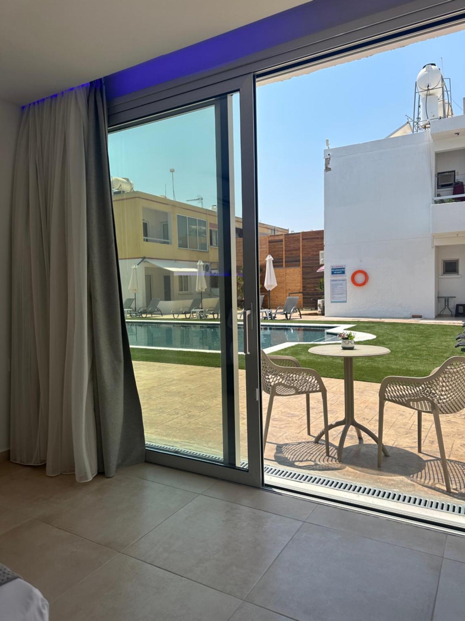 Sun Plaza Suites - Adults Only Ayia Napa Exteriér fotografie