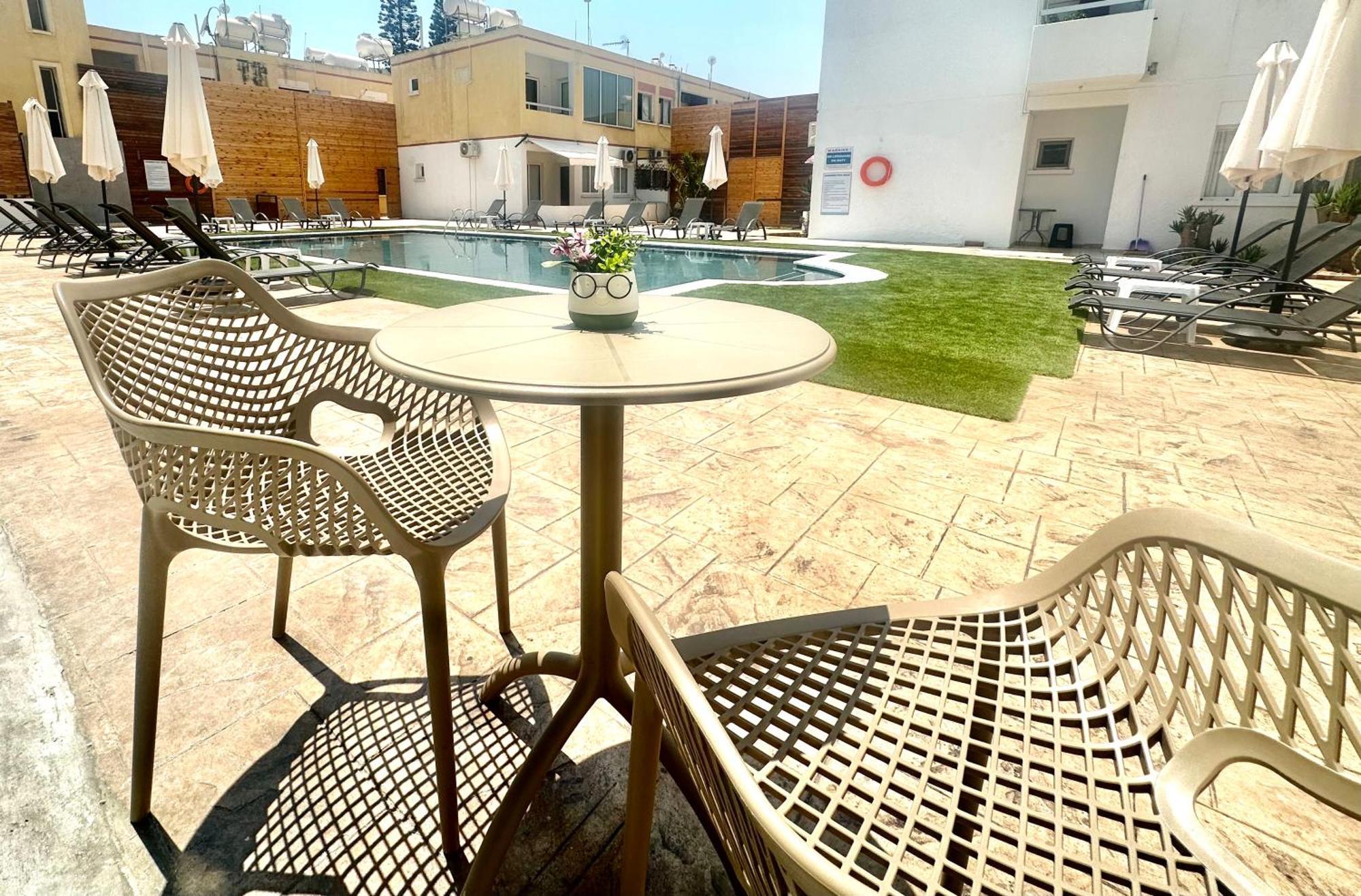 Sun Plaza Suites - Adults Only Ayia Napa Exteriér fotografie